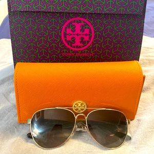 Tory Burch T-Logo Pilot Glasses